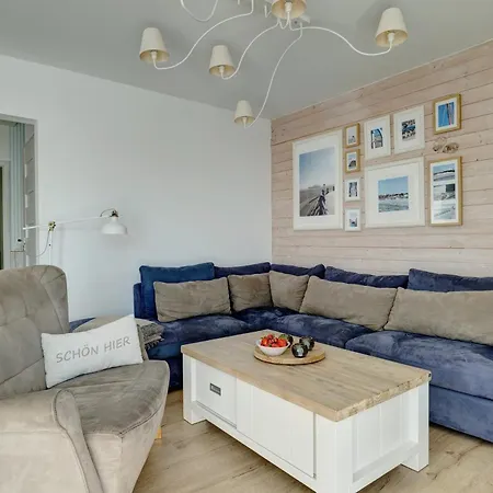 Haus Sorgenfrei, 900 M Vom Entfernt, Zentral Gelegen, Perfekt Fuer Familien & Freunde, Drei Schlafzimmer 아파트 뤼베크