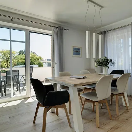 아파트 Haus Sorgenfrei, 900 M Vom Entfernt, Zentral Gelegen, Perfekt Fuer Familien & Freunde, Drei Schlafzimmer *