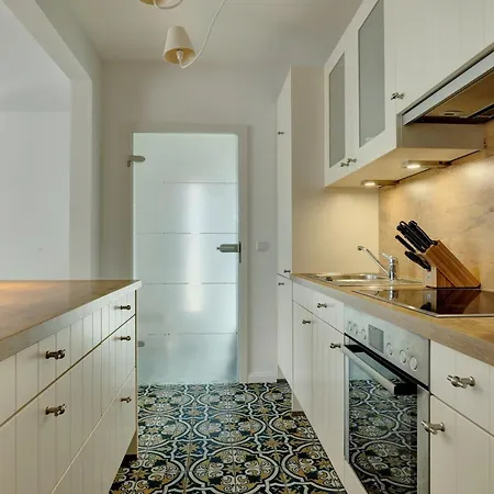 아파트 Haus Sorgenfrei, 900 M Vom Entfernt, Zentral Gelegen, Perfekt Fuer Familien & Freunde, Drei Schlafzimmer